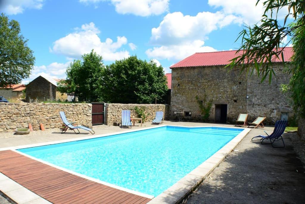 Two Hoots - Farmhouse With Summer Pool. Châteauponsac Exterior foto